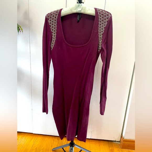 Marciano sweater dress in burgundy. - Picture 1 of 6